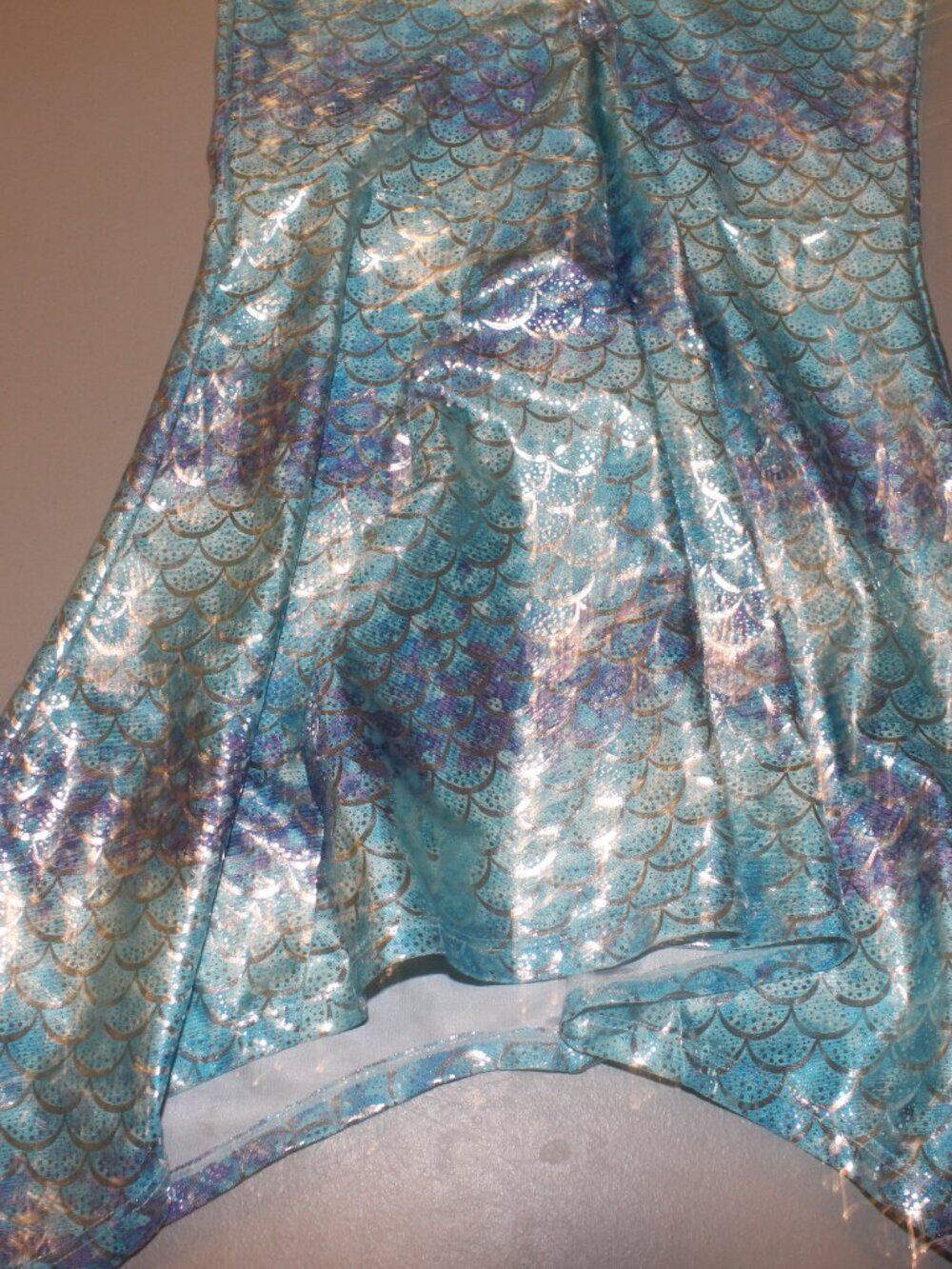Blue Mermaide Tail Size Large - Picture 5 of 7